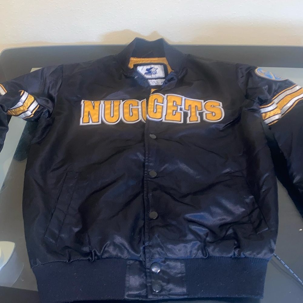 Denver nuggets starter jacket size Medium
